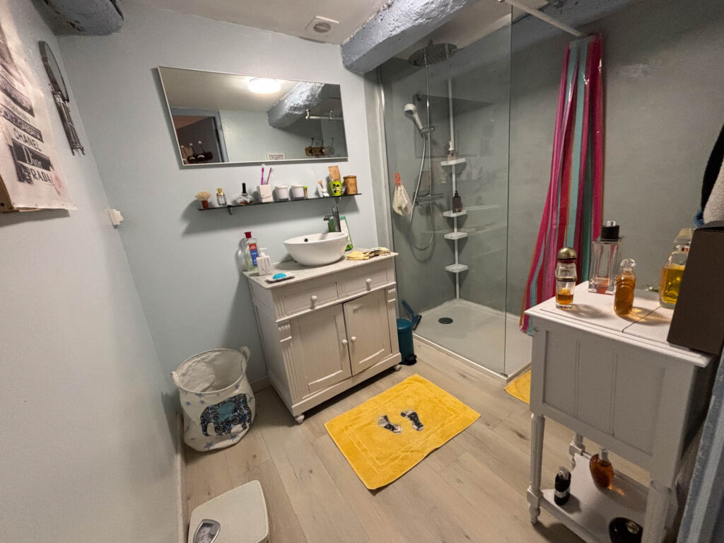 location gîte avec salle de bains moderne près de Narbonne 11